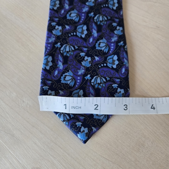 ZANETTI Made in Italy Elegant Blue Paisley Tie - Picture 7 of 7